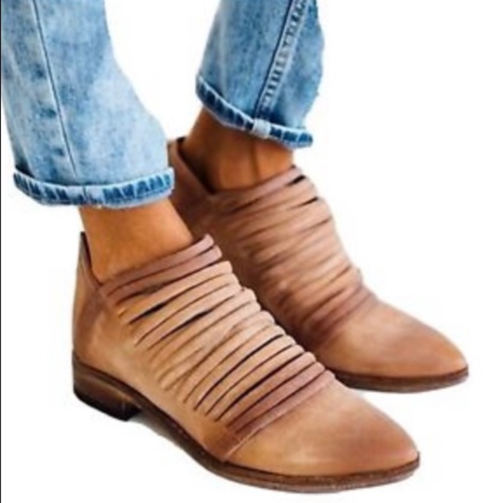 Free People leather ankle bootie!